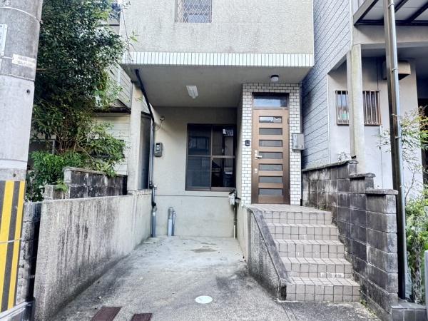 京都市山科区四ノ宮行者谷の中古一戸建て