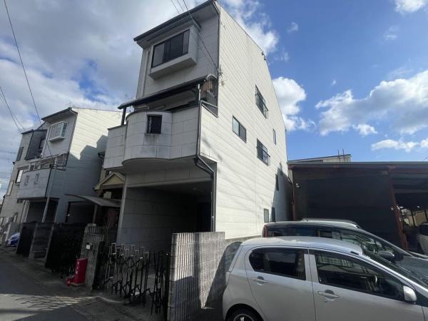 京都市右京区西京極北衣手町の中古一戸建
