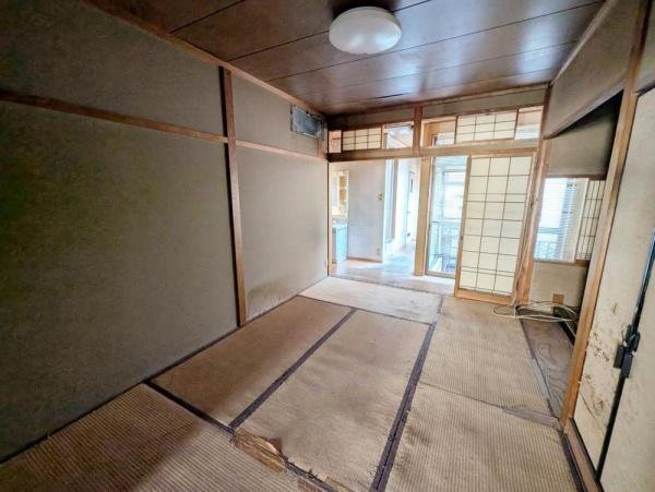 京都市上京区下立売通黒門東入橋西二町目の中古一戸建て