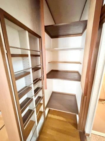 京都市山科区川田御出町の中古一戸建て