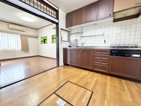 京都市山科区川田御出町の中古一戸建て