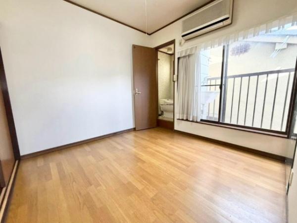 京都市山科区川田御出町の中古一戸建て