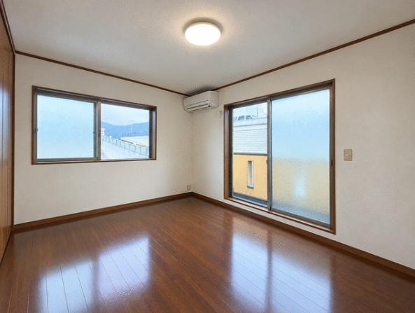 京都市山科区西野山射庭ノ上町の中古一戸建て