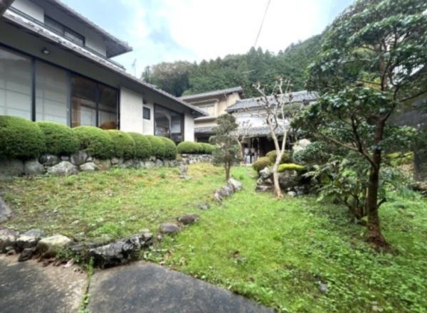 京都市左京区八瀬秋元町の中古一戸建て