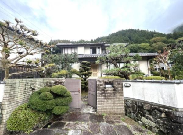 京都市左京区八瀬秋元町の中古一戸建て