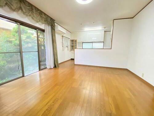京都市西京区大枝西新林町６丁目の中古一戸建