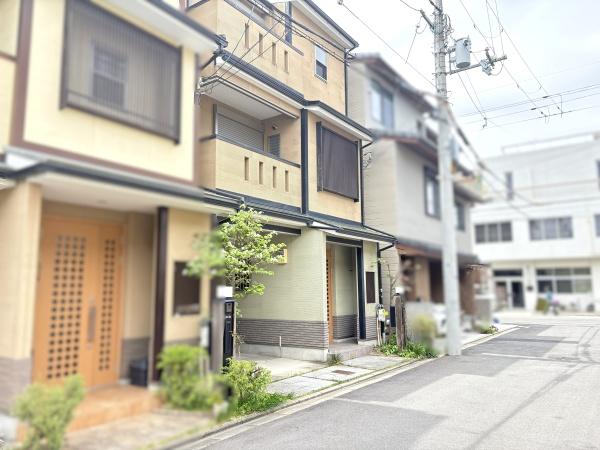 京都市上京区大宮通五辻下る観世町の中古一戸建
