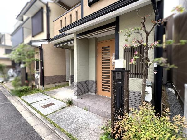 京都市上京区大宮通五辻下る観世町の中古一戸建
