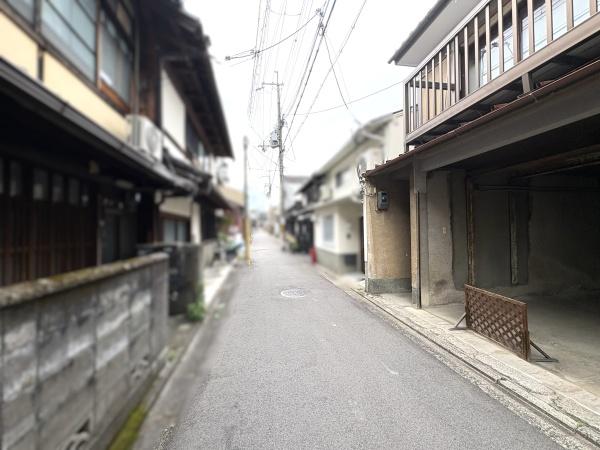 京都市上京区上立売通大宮西入硯屋町の土地