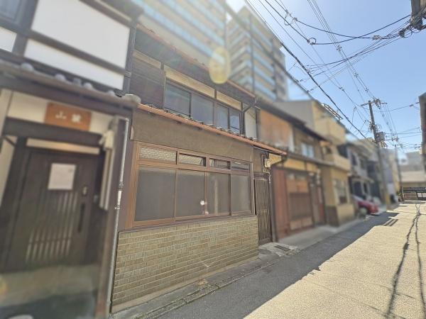 京都市中京区六角通油小路西入越後町の中古一戸建て