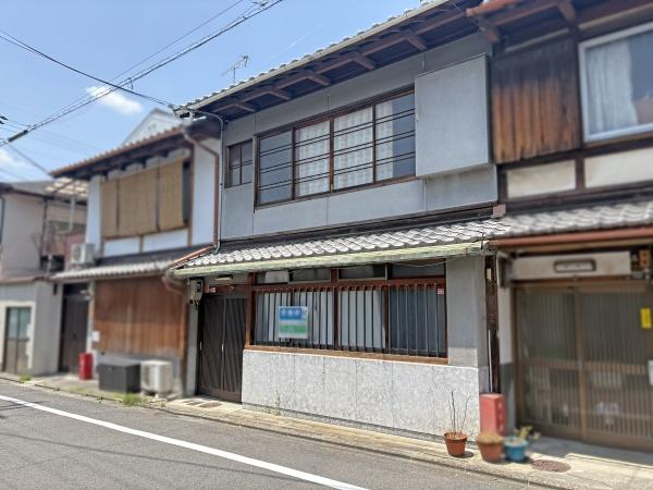 京都市上京区御前通西裏上の下立売下る西入行衛町の中古一戸建て