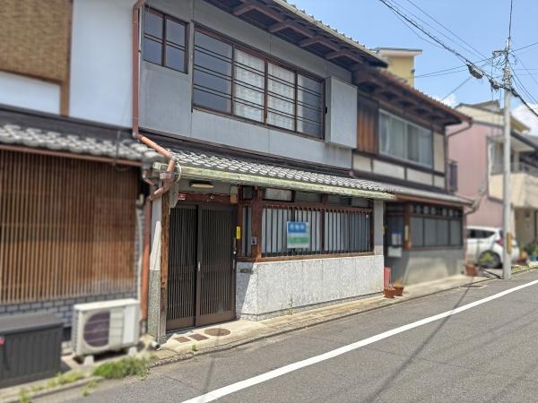 京都市上京区御前通西裏上の下立売下る西入行衛町の中古一戸建て