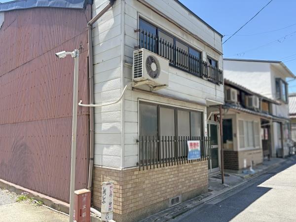 京都市上京区寺之内通堀川西入東西町の土地