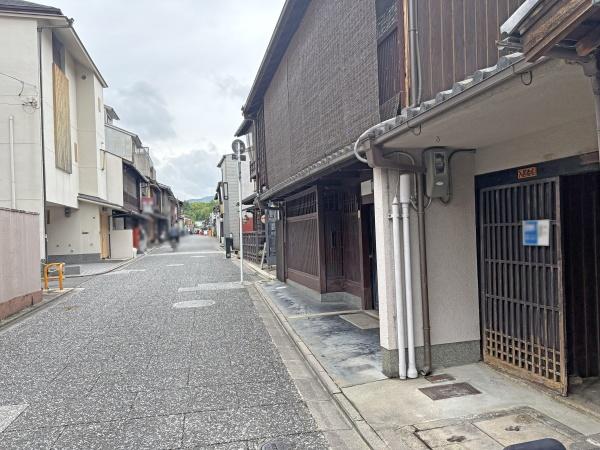 京都市上京区今出川通七本松西入真盛町の中古一戸建て