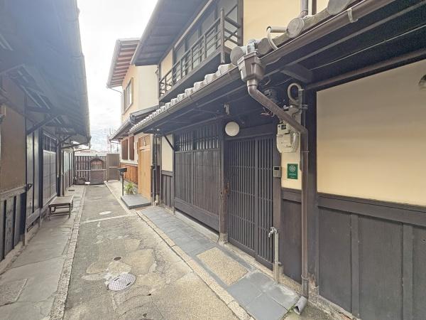 京都市東山区祇園町南側の中古一戸建て