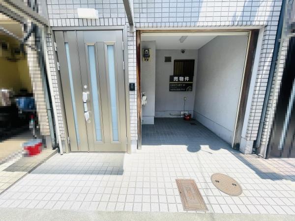 京都市上京区一条通浄福寺東入北新在家町の中古一戸建て