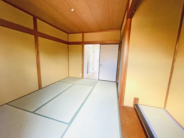 京都市上京区一条通浄福寺東入北新在家町の中古一戸建て