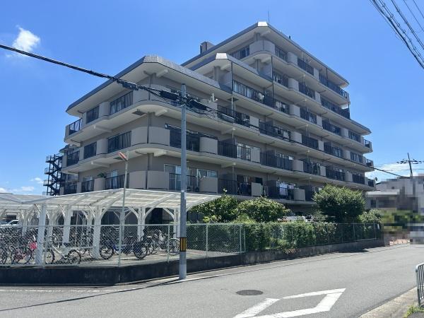 洛南ハイライフ西棟