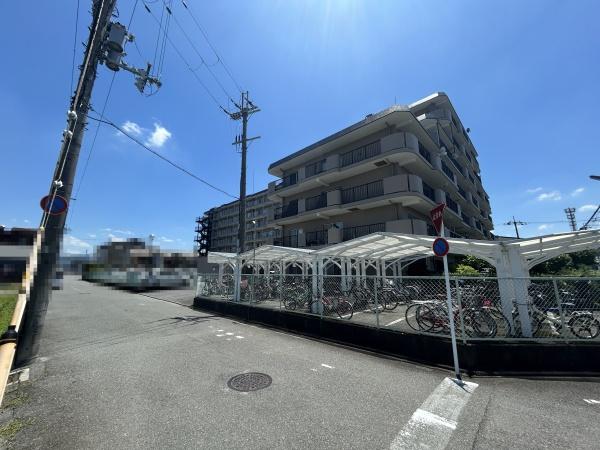 洛南ハイライフ西棟