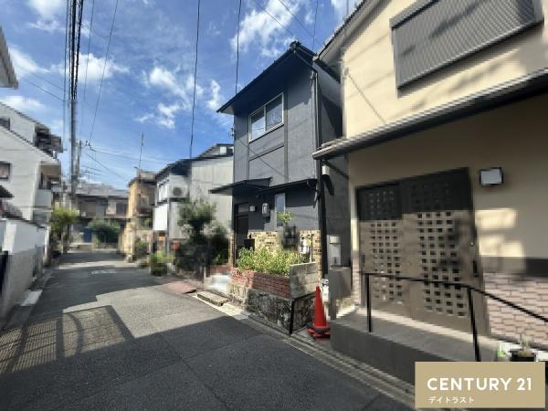京都市左京区岡崎天王町の中古一戸建て