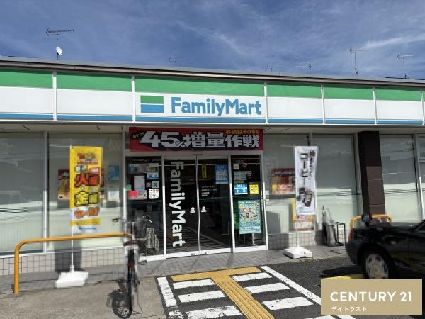 京都市中京区西ノ京冷泉町の中古一戸建て(ファミリーマート京都御前太子道店)