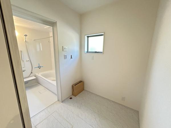 左京区北白川仕伏町　2号棟