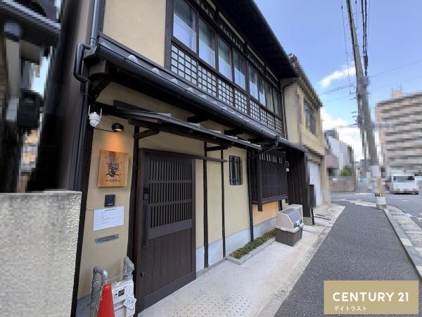 京都市上京区千本通二条下る東入主税町の中古一戸建て