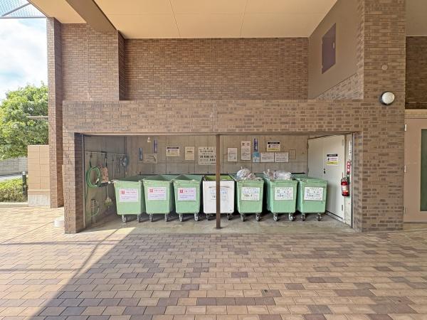 ファミールガーデン二条駅前