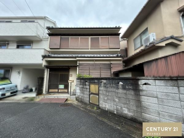 北区衣笠開キ町