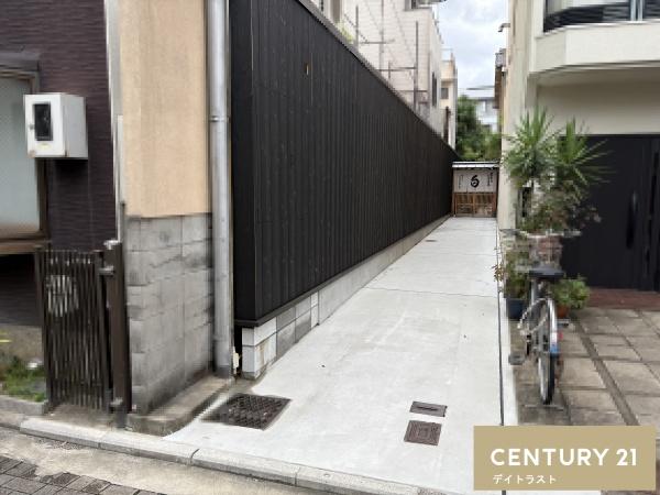 京都市上京区小川通一条下る小川町の中古一戸建て
