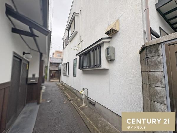 京都市上京区下立売通御前通西入突抜町の中古一戸建て