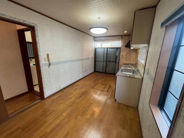 上京区突抜町