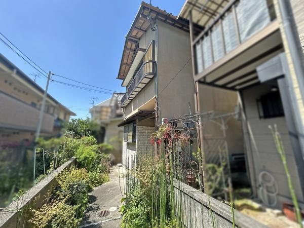 山科区安朱番場ノ西町