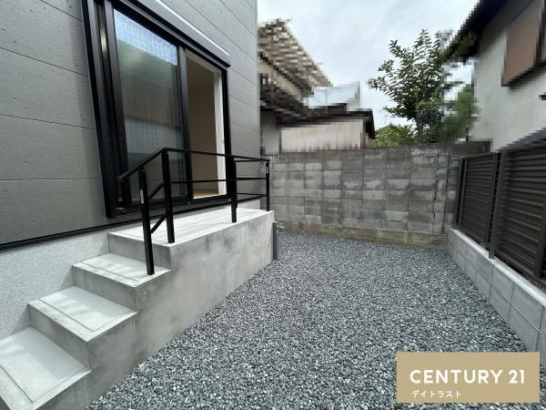 北区等持院西町