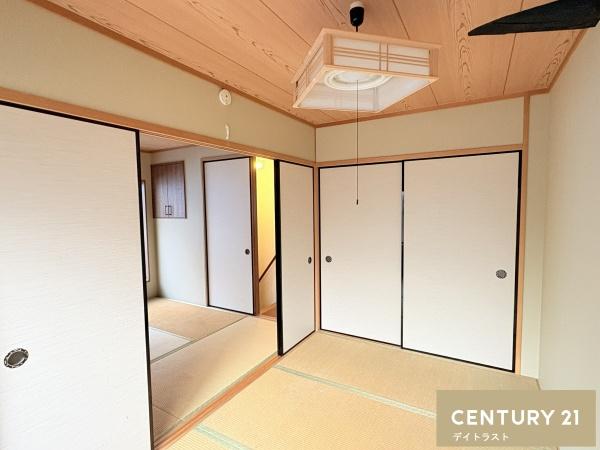 京都市上京区衣棚通椹木町上る門跡町の中古一戸建て
