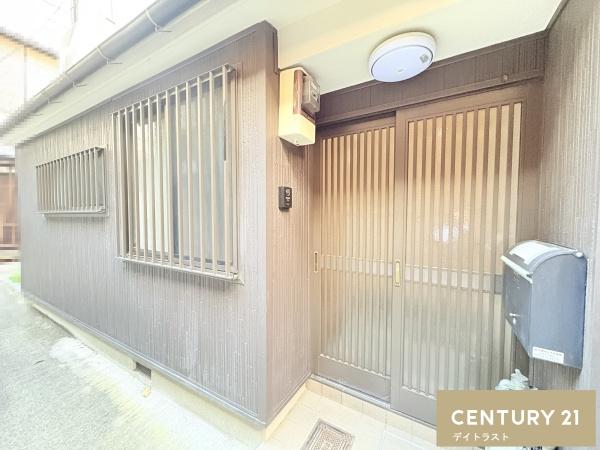 京都市上京区衣棚通椹木町上る門跡町の中古一戸建て