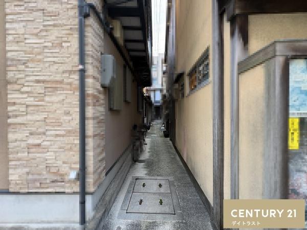 京都市上京区衣棚通椹木町上る門跡町の中古一戸建て