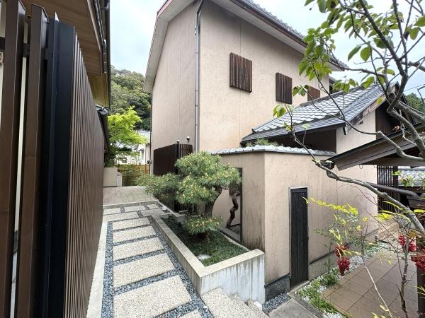 京都市東山区清閑寺霊山町の中古一戸建