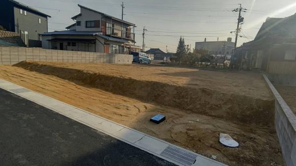 四日市市釆女町の土地