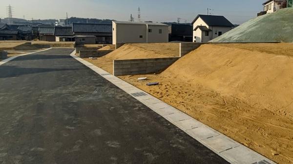 四日市市釆女町の土地