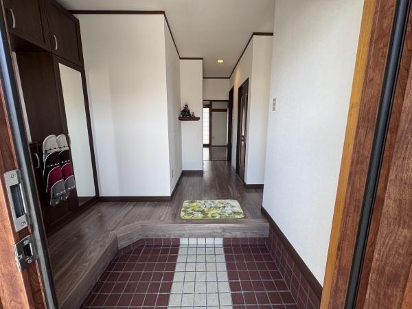 亀山市みどり町の中古一戸建て