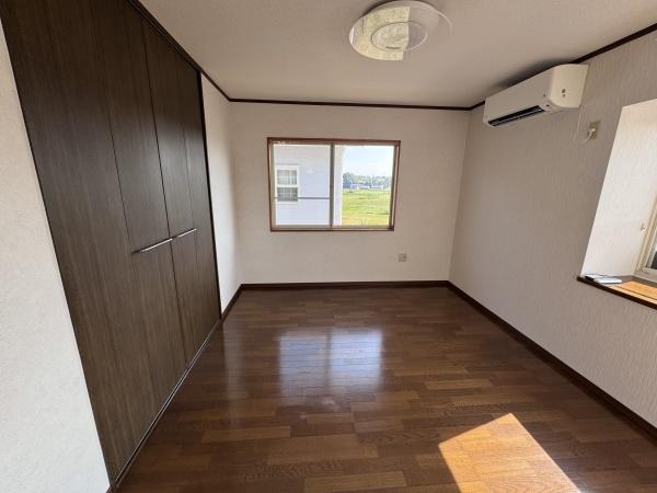 亀山市みどり町の中古一戸建て