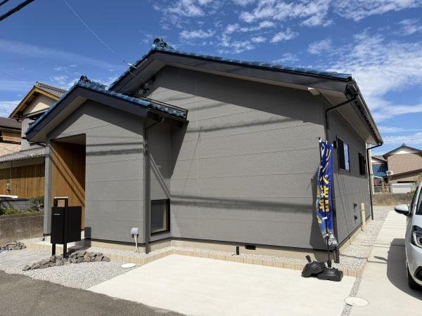 四日市市泊山崎町の中古一戸建て