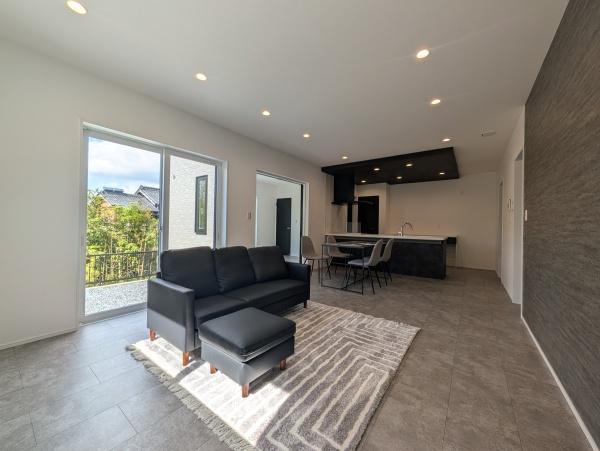 タマタウン菰野Ⅱ　4号棟