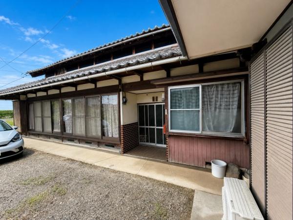 津市稲葉町の中古一戸建
