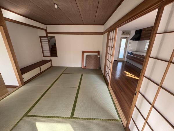 津市白塚町の中古一戸建て