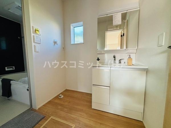 富里市十倉の新築一戸建