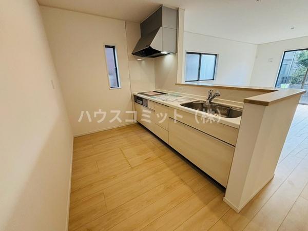 八街市文違の新築一戸建