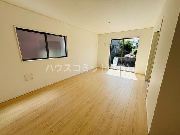 八街市文違の新築一戸建