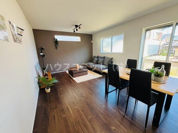 富里市日吉台６丁目の新築一戸建